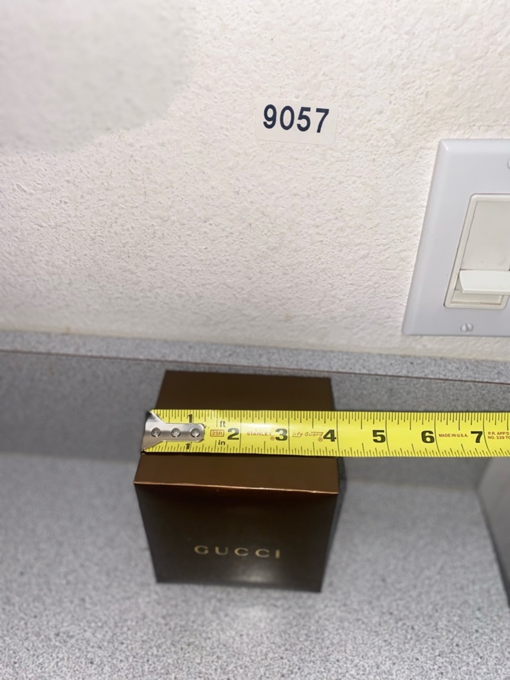 Gucci Brown and Gold Box Bundle EUC - 9057 - Picture 12 of 14